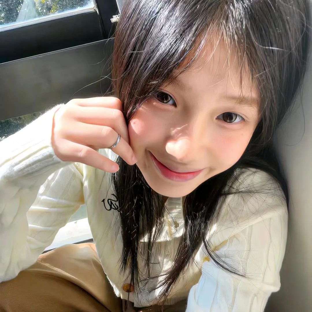 绿茵春色